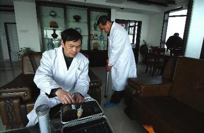 图文:[服务专线]武汉市民重视室内环境检测